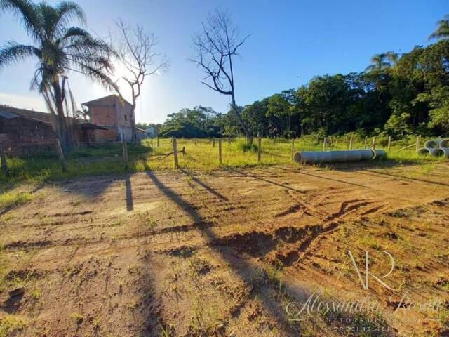 #0040 - Terreno para Venda em Balneário Barra do Sul - SC