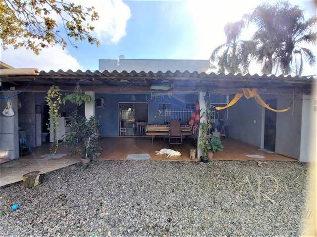 #0045 - Casa para Venda em Balneário Barra do Sul - SC