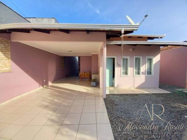 Venda em Costeira - Balneário Barra do Sul