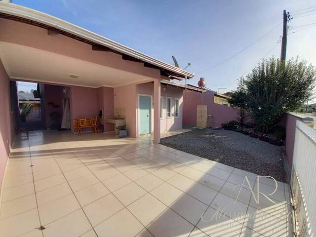 Casa para Venda em Balneário Barra do Sul - 2