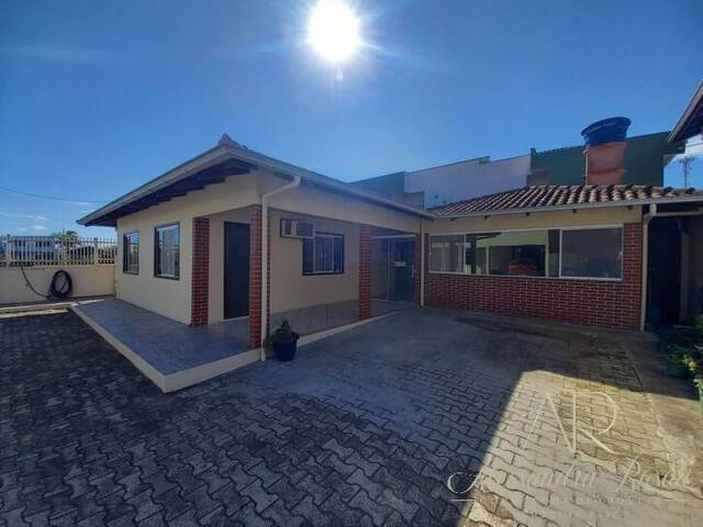 Casa para Venda em Balneário Barra do Sul - 4