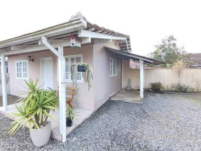 Casa para Venda em Balneário Barra do Sul - 3