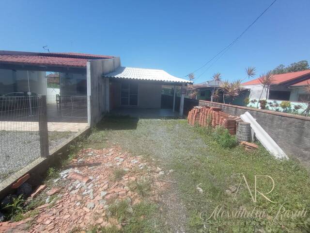 Casa para Venda em Balneário Barra do Sul - 1