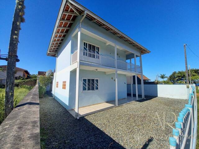 #0069 - Casa para Venda em Balneário Barra do Sul - SC