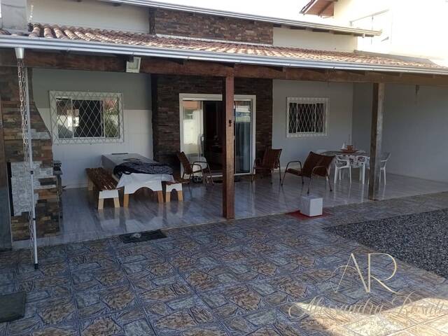 Venda em Salinas - Balneário Barra do Sul