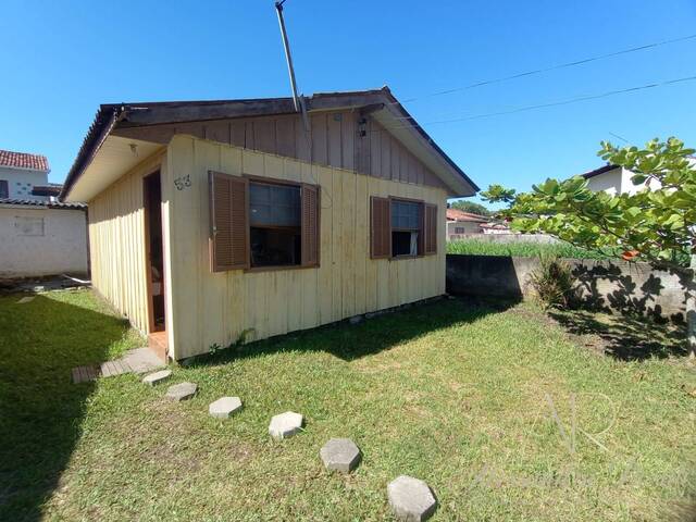 Casa para Venda em Balneário Barra do Sul - 4