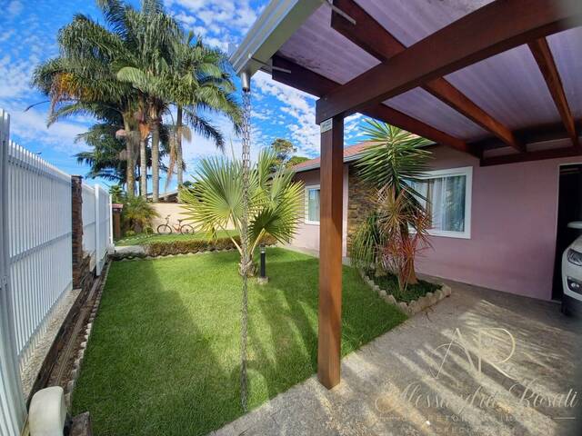 #128 - Casa para Venda em Balneário Barra do Sul - SC