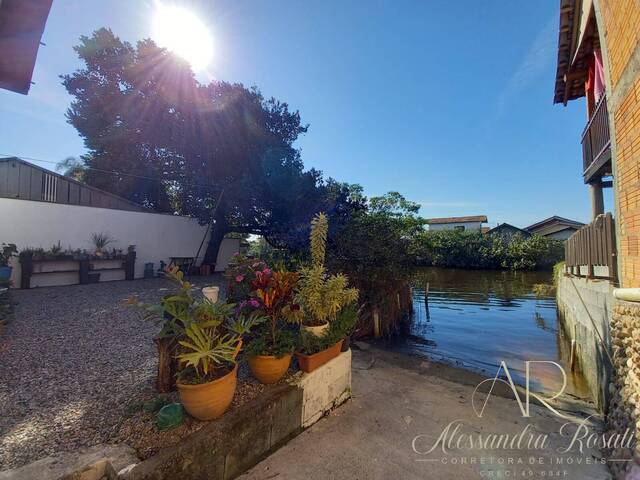 Casa para Venda em Balneário Barra do Sul - 4