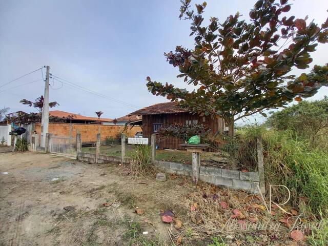 Venda em Salinas - Balneário Barra do Sul