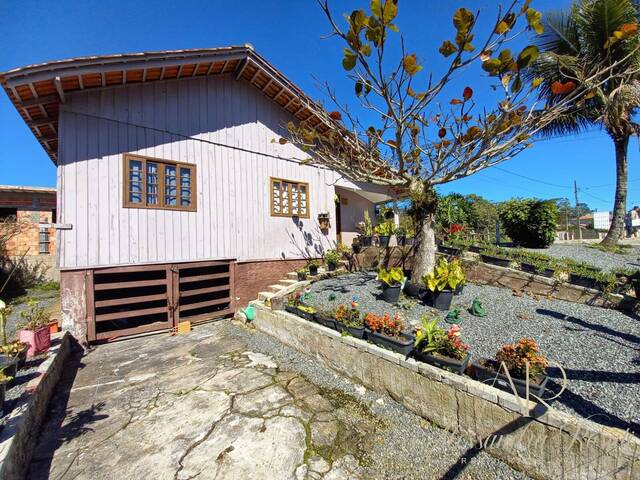Casa para Venda em Balneário Barra do Sul - 2