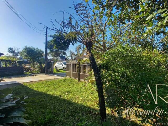 #166 - Casa para Venda em Balneário Barra do Sul - SC