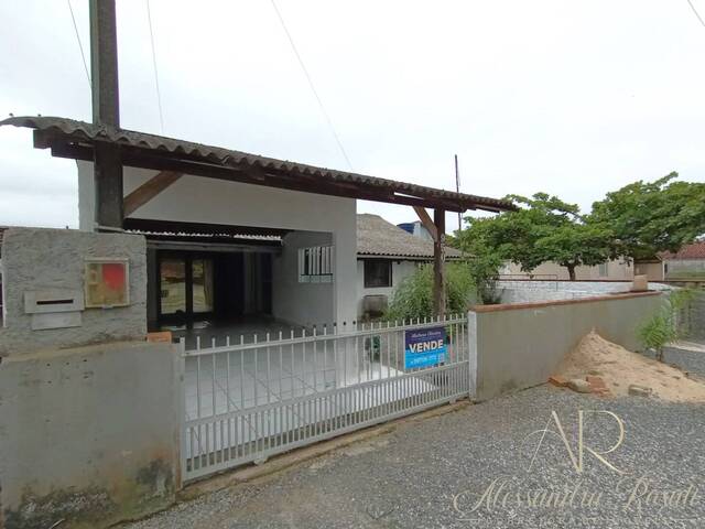 Casa para Venda em Balneário Barra do Sul - 2