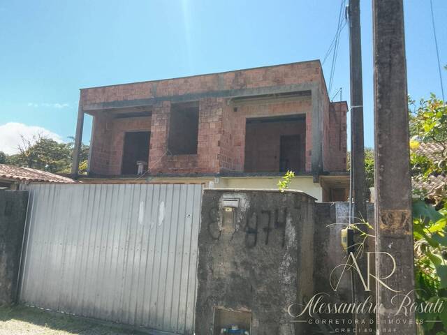 #204 - Casa para Venda em Balneário Barra do Sul - SC - 2