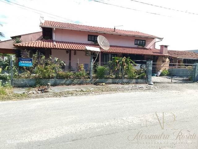 #208 - Casa para Venda em Balneário Barra do Sul - SC - 3