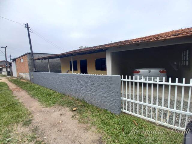 Casa para Venda em Balneário Barra do Sul - 4