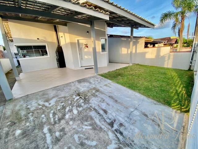 #247 - Casa para Venda em Balneário Barra do Sul - SC - 2