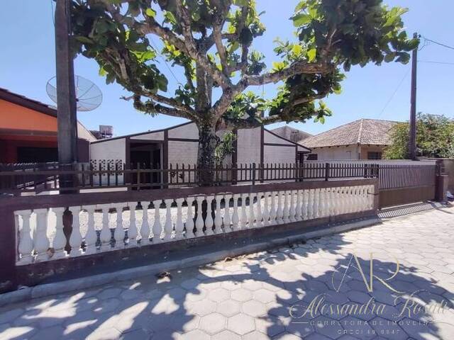 #0011 - Casa para Venda em Balneário Barra do Sul - SC