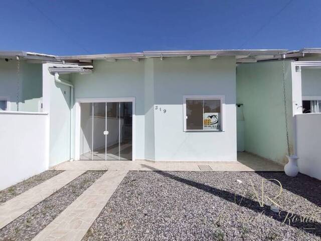 Casa para Venda em Balneário Barra do Sul - 2