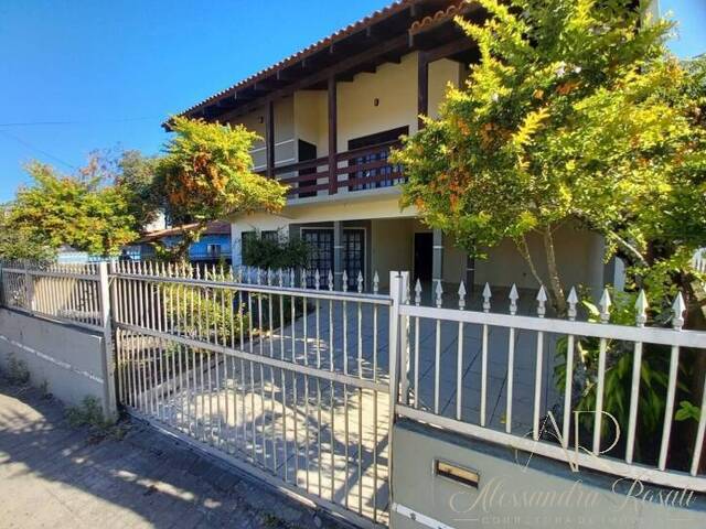 Casa para Venda em Balneário Barra do Sul - 2