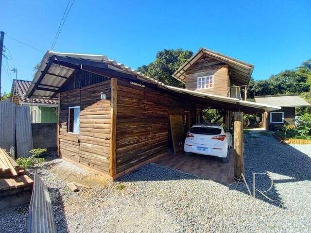 #0021 - Casa para Venda em Balneário Barra do Sul - SC