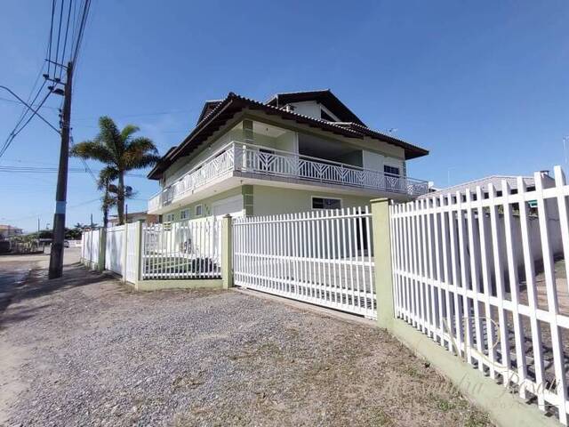 Casa para Venda em Balneário Barra do Sul - 4